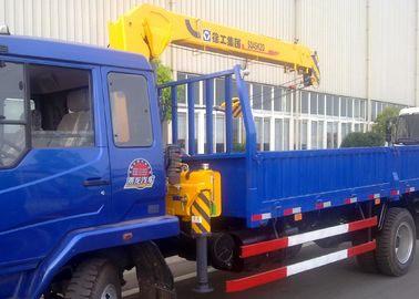 XCMG 4 Ton Hydraulic Boom Truck Crane, 25 l/min avec la haute performance