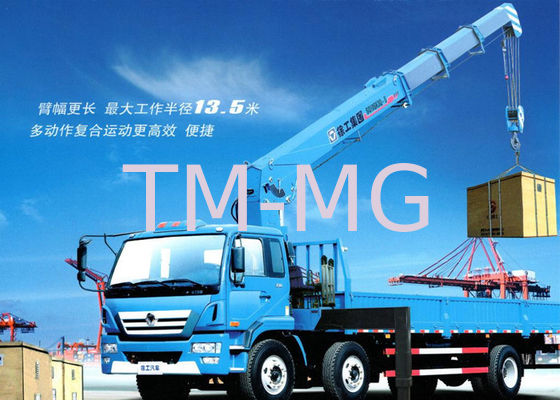 camion hydraulique Crane For Lifting And Transporting du boom 10T
